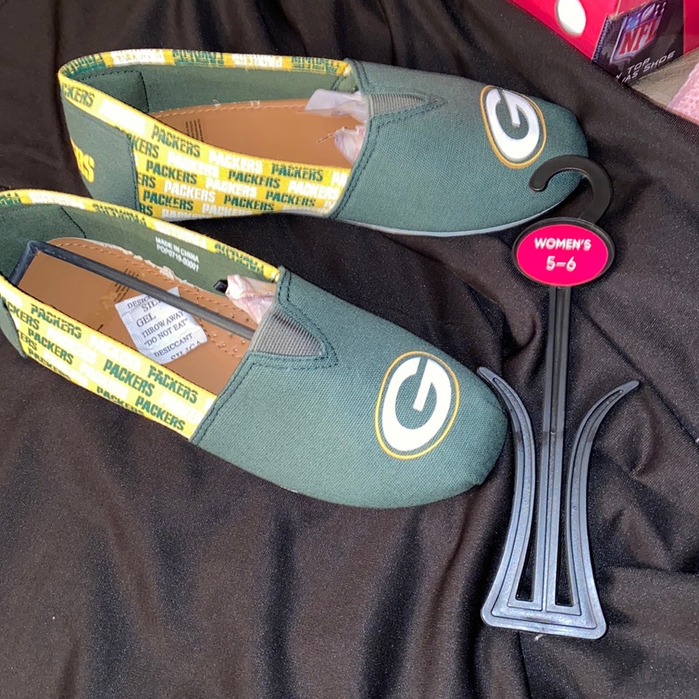 Green Bay Packers slip ons